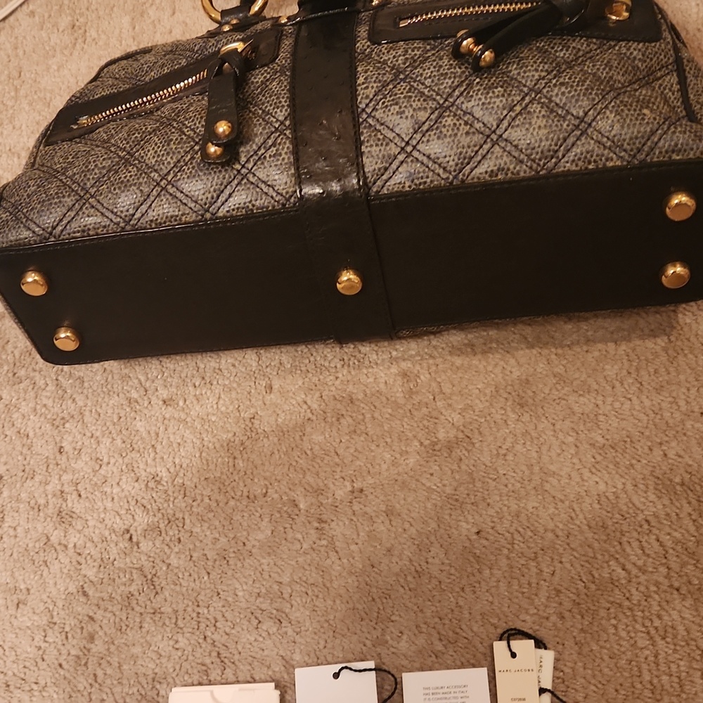 Marc Jacobs Handbag - Picture 4 of 14